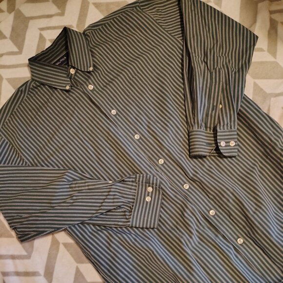 Nautica Pinstripe Dress Shirt Button Front Collared Blouse Blue + Green - Picture 1 of 7